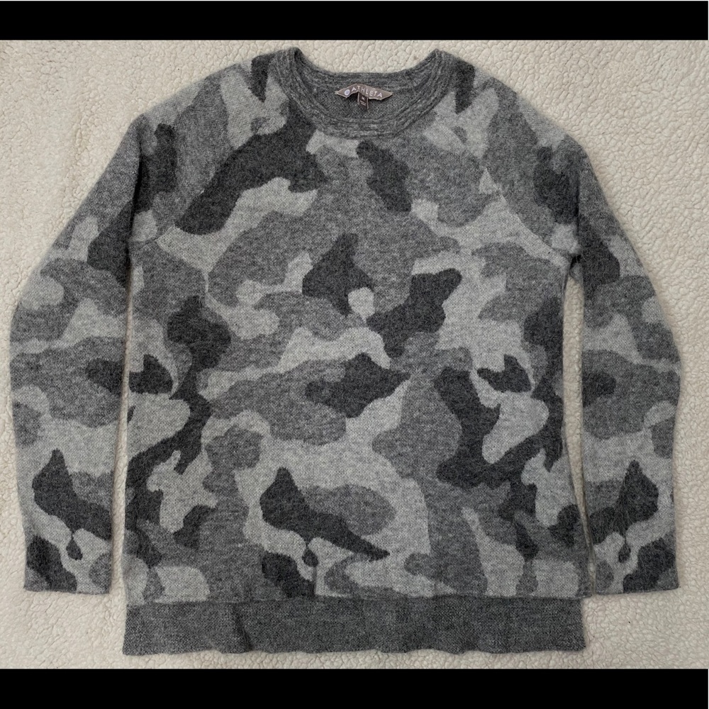 Athleta grey camo sweater